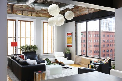 49 Monroe Center St NW unit 10, Grand Rapids, MI 49503 - photo 2