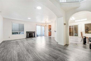 14300 Terra Bella St unit 20, Panorama City, CA 91402 - photo 3