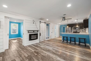 716 W 3rd N
