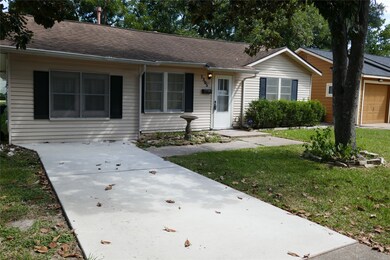 1305 Brazos St, Rosenberg, TX 77471 - photo 2
