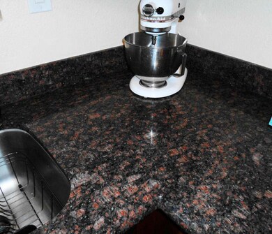 GRANITE COUNTERS
