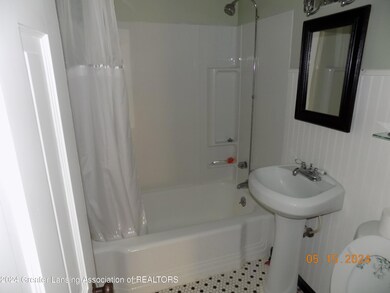1623 W Barnes Ave, Lansing, MI 48910 - photo 7