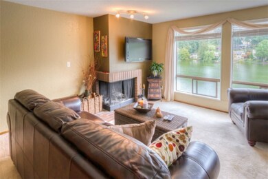 19524 Echo Lake Place N unit A302, Shoreline, WA 98133 - photo 3