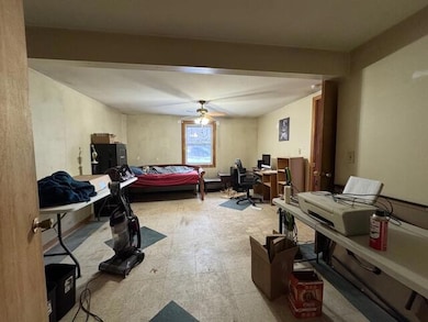 #5- Family room or bedroom