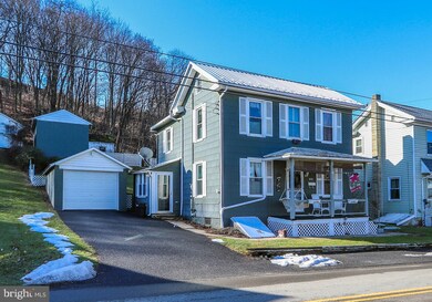 624 S 4th St, Newport, PA 17074 - photo 3