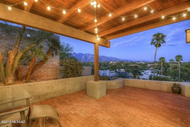 ViaSonrisa.backpatio