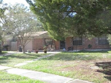 4858 Strato Rd W, Jacksonville, FL 32210 - photo 2