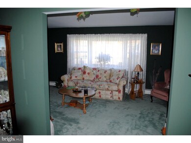 3950 Countrywood Ln, Hatboro, PA 19040 - photo 7