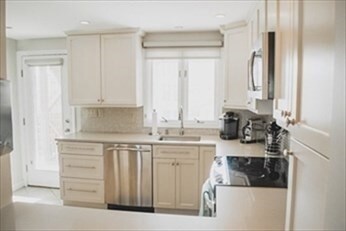 819 E 6th St unit 2, Boston, MA 02127 - photo 7