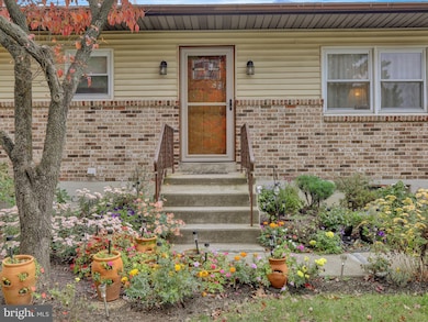 3810 Willow Grove Ave, Reading, PA 19605 - photo 3