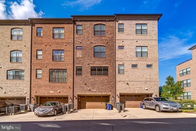 508 Triggerfish Dr, Forest Heights, MD 20745 - photo 4