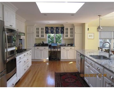 22 Knapton St, Barrington, RI 02806 - photo 4