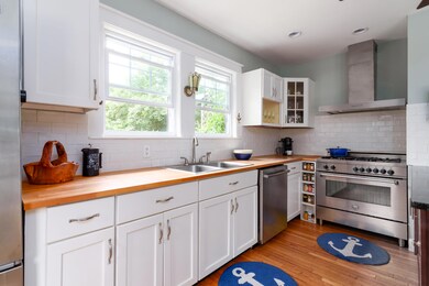 435 Massachusetts 6a, Yarmouth, MA 02675 - photo 3