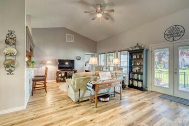 6776 E Greens Dr, Nampa, ID 83687 - photo 3