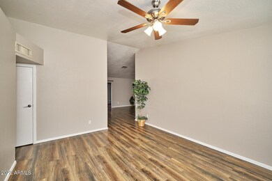 Living Room-Family Room 003 053121
