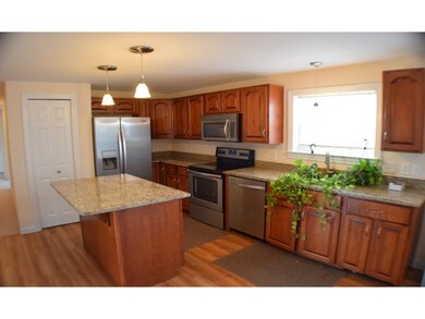 180 Clinton St, Concord, NH 03301 - photo 6