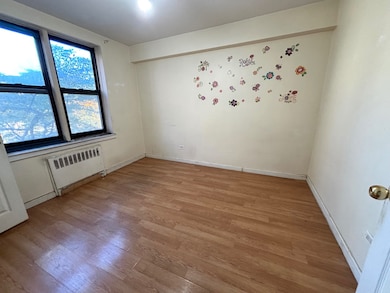 147-37 Roosevelt Ave unit 2C, Flushing, NY 11354 - photo 6