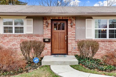 4530_Ducrest-front door
