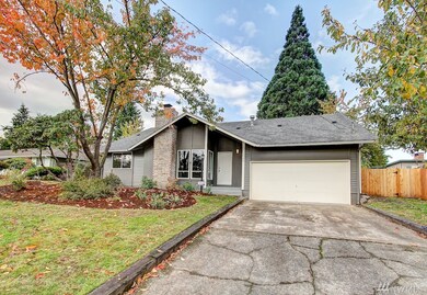 1944 Clovercrest St, Enumclaw, WA 98022 - photo 2