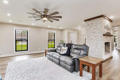 3525 Marjean Dr, Pensacola, FL 32504 - photo 4