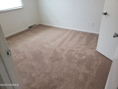 329 Richlands Ave unit 9, Jacksonville, NC 28540 - photo 4