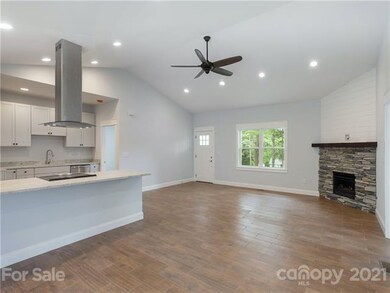 1902 Howard Gap Rd, Hendersonville, NC 28792 - photo 2
