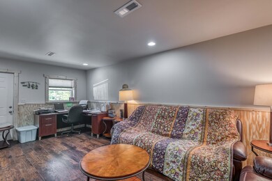 124 Oscar Gillis Rd