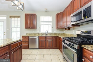 26205 Lands End Dr, Chantilly, VA 20152 - photo 4