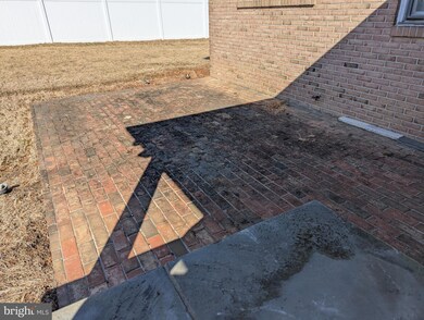 320 Hillside Dr, Reading, PA 19607 - photo 7