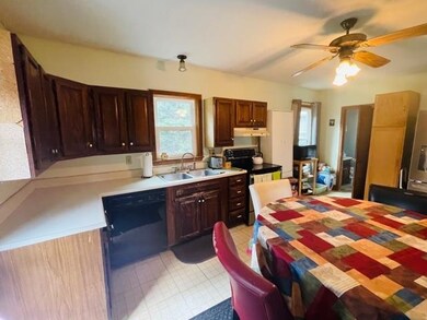 2 Jeff Ln unit L, Derry, NH 03038 - photo 4