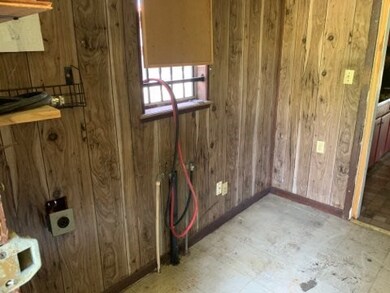 4509 Falls St, Houston, TX 77026 - photo 6