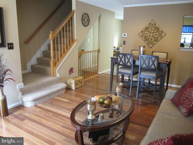 10850 Will Painter Dr, Owings Mills, MD 21117 - photo 4