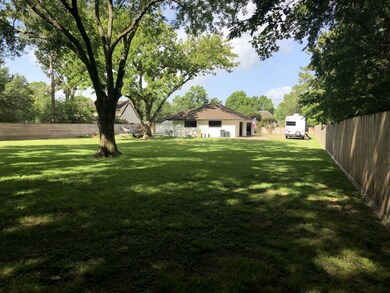 2105 Mckissick Dr, Friendswood, TX 77546 - photo 5