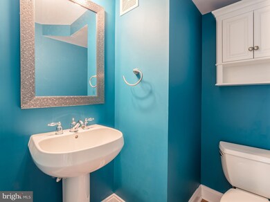 7128 Huntley Creek Place unit 74B, Alexandria, VA 22306 - photo 6