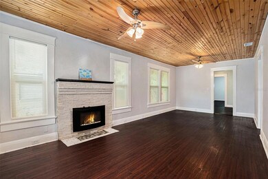 1014 E Emma St, Tampa, FL 33603 - photo 7