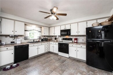 2 Kazan St, Cumberland, RI 02864 - photo 5