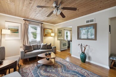 04_115NBerrienSt_1_LivingRoom_LowRes