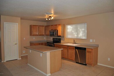 Center Island Kitchen With Corian!