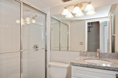 12_9DeerCreekRoad_A206_8_Bathroom_FlexML