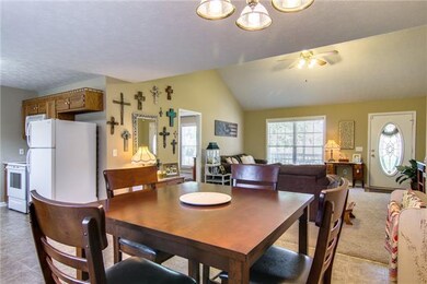 217 Warren Cir, Shelbyville, TN 37160 - photo 7