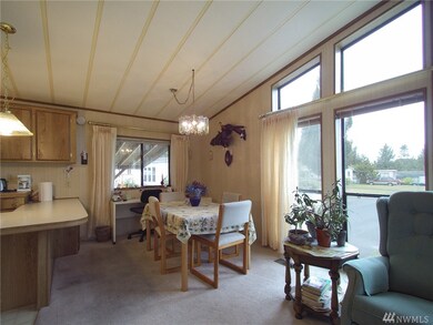 90 Baywood Village Rd unit 38, Sequim, WA 98382 - photo 7