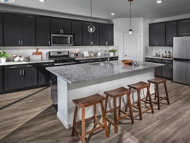 5244 Kestrel St, Antioch, CA 94531 - photo 2