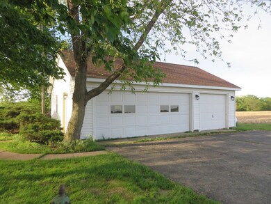 17766 Wyanet Walnut Rd, Wyanet, IL 61379 - photo 2