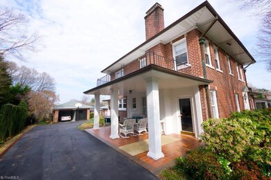 1611 Hyde Ave, Winston Salem, NC 27104 - photo 3