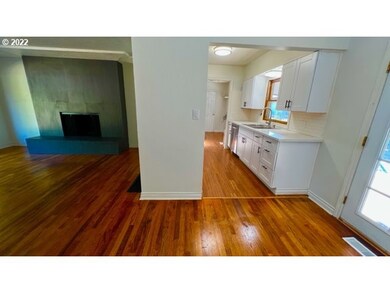 Kitchen/Living Room