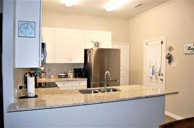 311 S 4th St, Bonham, TX 75418 - photo 5