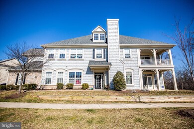 13800 Greendale Dr unit 70, Woodbridge, VA 22191 - photo 2