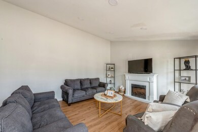 1544 Amarillo Dr, Carpentersville, IL 60110 - photo 2