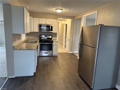 6775 Hampsher Rd, New Franklin, OH 44216 - photo 3