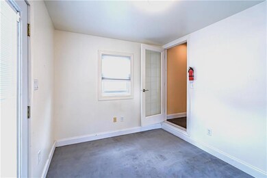 819 N 22nd St unit 821, Allentown, PA 18104 - photo 7